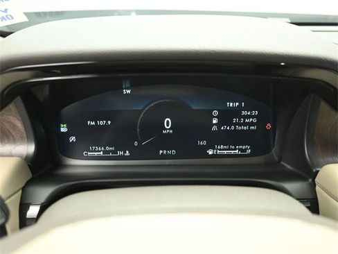 Certified 2023 Lincoln Aviator Reserve w/ Equipment Group 201A image 16