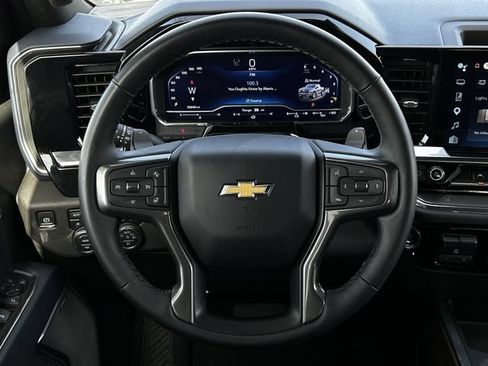Used 2024 Chevrolet Silverado 1500 High Country AWD/4WD image 14
