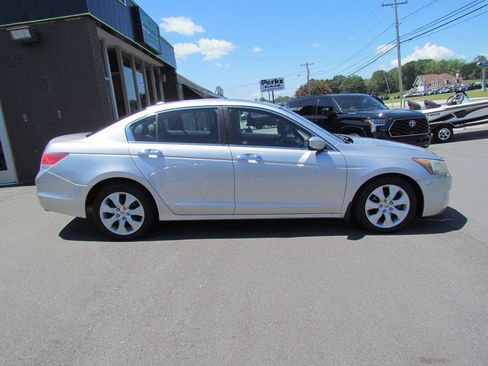 Used 2010 Honda Accord EX-L image 8