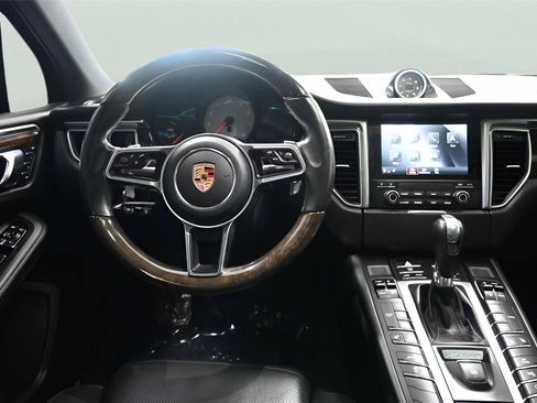 Used 2017 Porsche Macan S w/ Premium Package Plus AWD/4WD image 11
