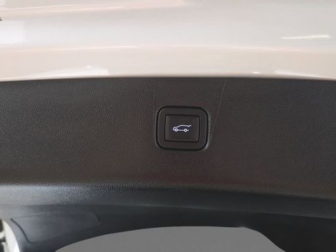 Used 2024 Chevrolet Blazer Premier w/ Driver Confidence II Package AWD/4WD image 30