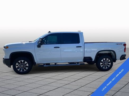 Used 2026 Chevrolet Silverado 2500 Custom w/ Custom Value Package AWD/4WD image 4