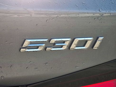 Used 2023 BMW 530i xDrive w/ Premium Package image 30