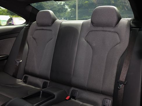 Used 2020 BMW M4 Coupe RWD image 12