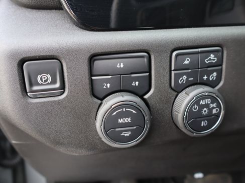 Used 2025 Chevrolet Silverado 2500 LT w/ Trail Boss Package image 22