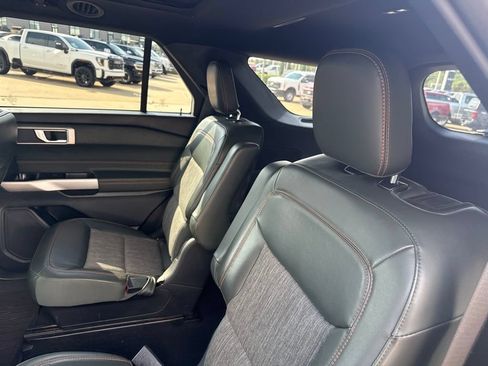 Used 2022 Ford Explorer Timberline AWD/4WD image 12