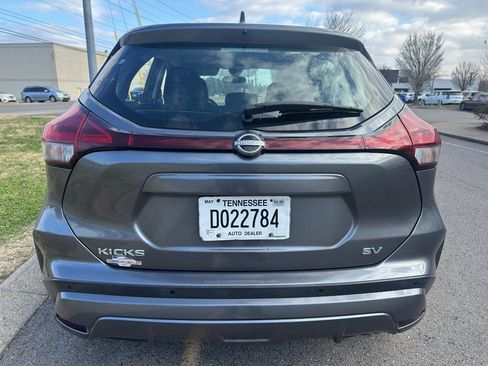 Used 2023 Nissan Kicks SV image 5