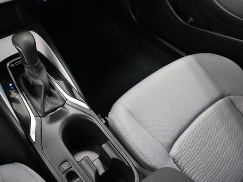 Certified 2026 Toyota Corolla SE FWD image 15