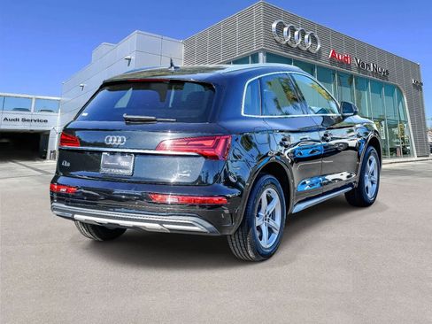 Certified 2023 Audi Q5 Premium w/ Convenience Package image 4