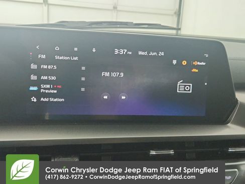 Used 2025 Kia Telluride S FWD image 23
