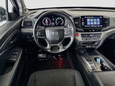Used 2024 Honda Ridgeline Sport image 17