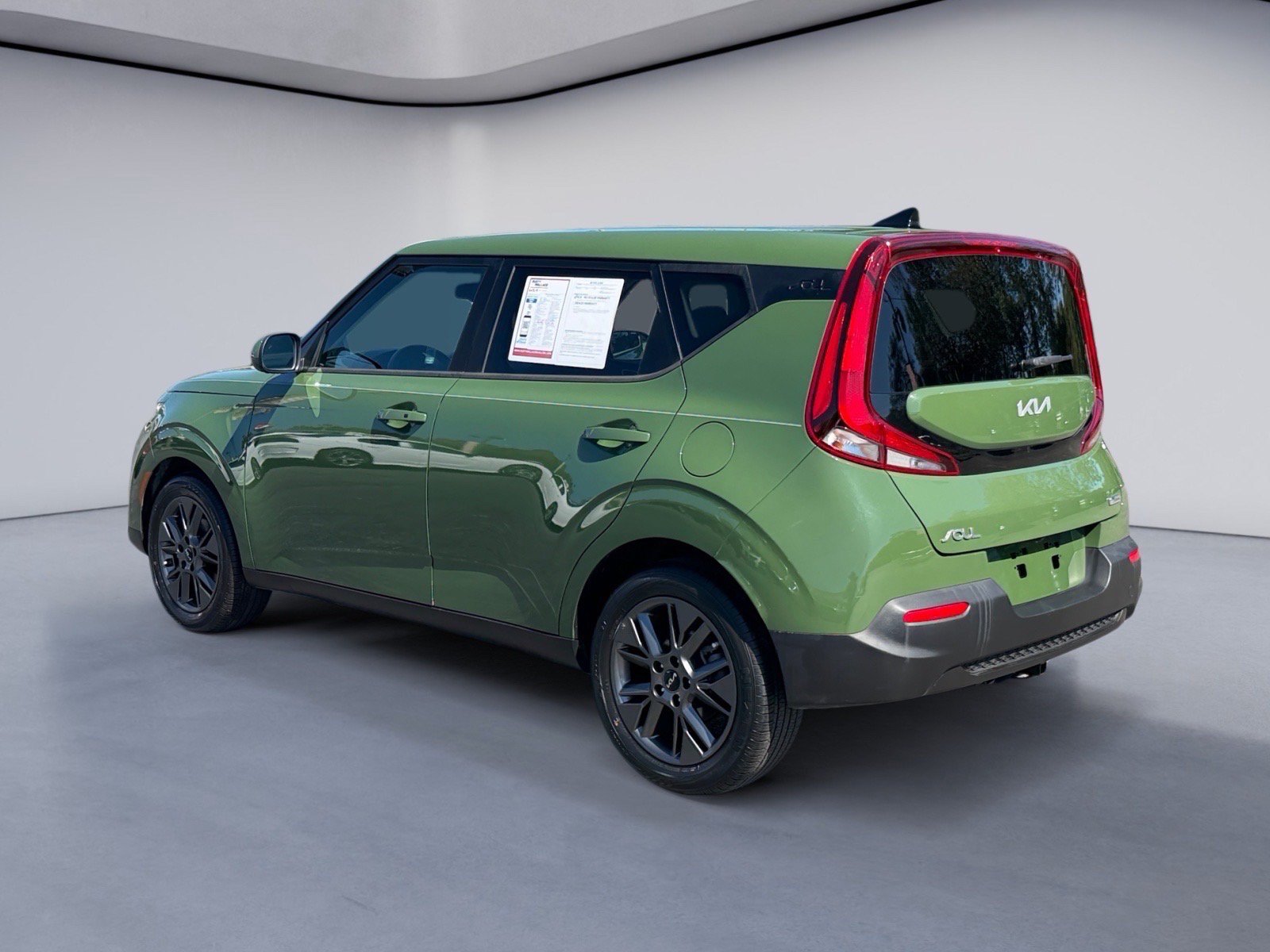 Used 2022 Kia Soul EX FWD image 3