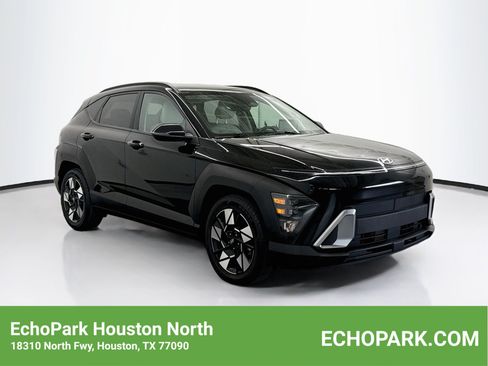Used 2025 Hyundai Kona SEL FWD image 1