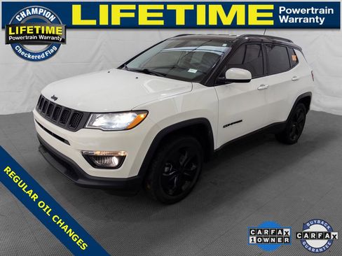 Used 2021 Jeep Compass Latitude image 1