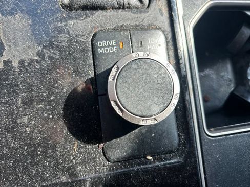 Used 2022 Toyota Tundra Limited RWD image 19