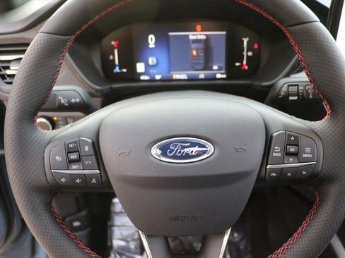 Used 2025 Ford Escape ST-Line w/ Tech Pack #1 image 24