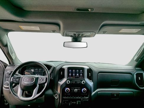 Used 2020 GMC Sierra 1500 SLT RWD image 22
