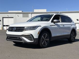 Used 2024 Volkswagen Tiguan Wolfsburg Edition video 2