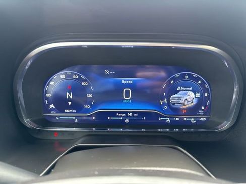 Used 2024 Chevrolet Tahoe Z71 w/ Luxury Package image 18