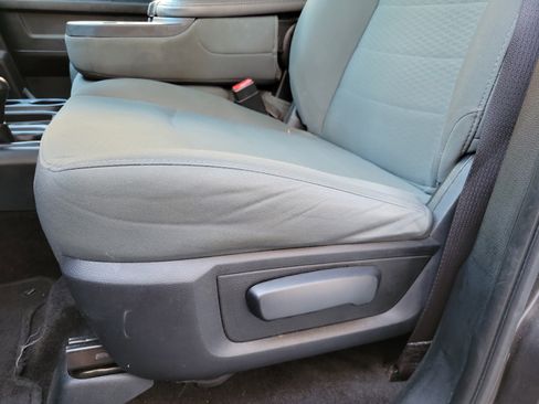 Used 2015 RAM 2500 Tradesman w/ Popular Equipment Group image 14