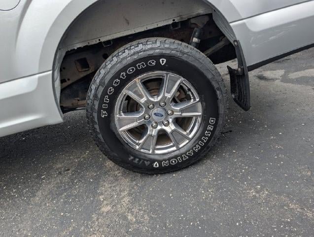 Used 2017 Ford F150 XLT w/ Equipment Group 302A Luxury AWD/4WD image 6
