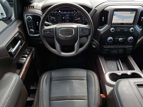 Used 2021 GMC Sierra 1500 Denali w/ Denali Ultimate Package AWD/4WD image 12