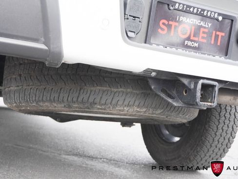 Used 2022 Chevrolet Colorado Z71 AWD/4WD image 16