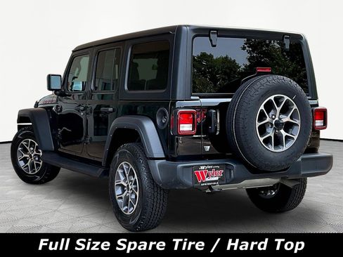 Used 2024 Jeep Wrangler Unlimited Sport AWD/4WD image 4