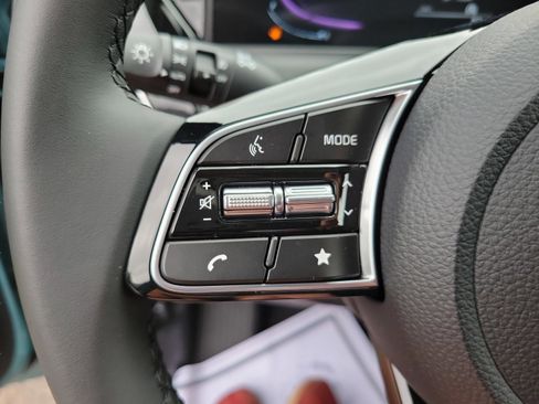 New 2025 Kia Seltos S image 28