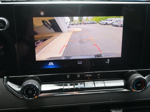 Used 2023 Chevrolet Colorado Trail Boss w/ Advanced Trailering Package AWD/4WD image 26