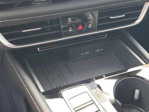 New 2026 Volkswagen Atlas SE FWD image 26