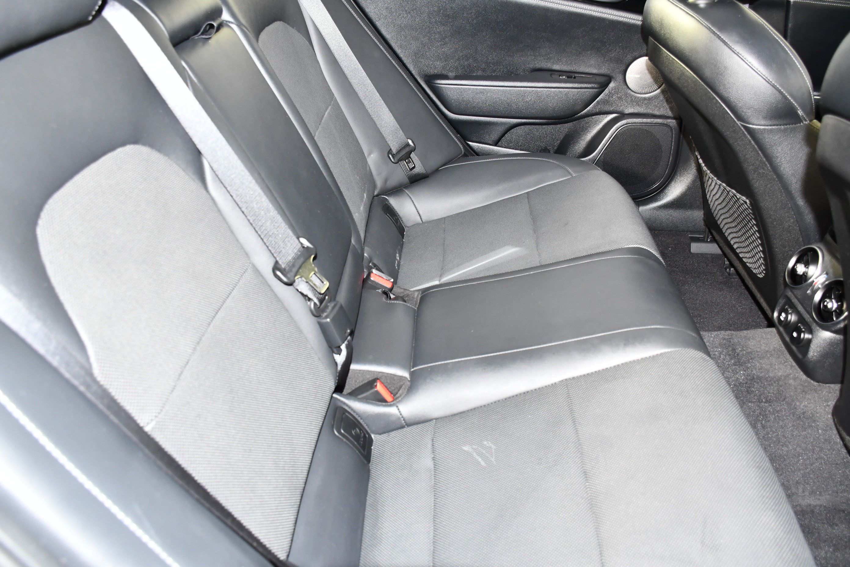Used 2023 Kia Stinger GT-Line w/ Sun & Sound Package AWD/4WD image 45