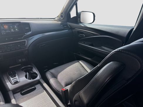 Certified 2021 Honda Pilot Special Edition image 21