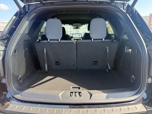 New 2027 Ford Explorer Active AWD/4WD image 7