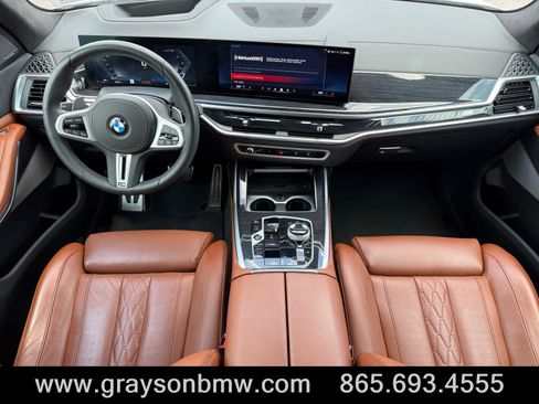 Used 2026 BMW X7 M60i AWD/4WD image 22