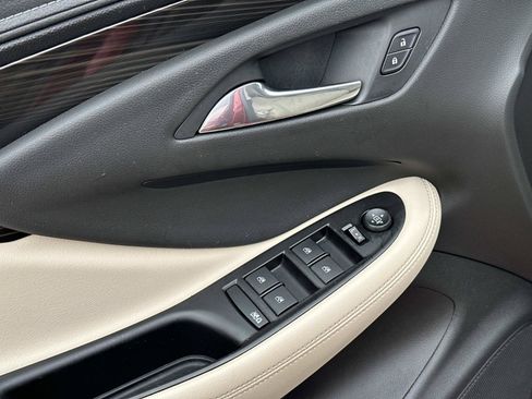 Certified 2019 Buick Envision Preferred AWD/4WD image 15