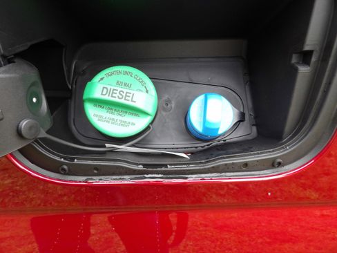 New 2026 Ford F250 Lariat image 15