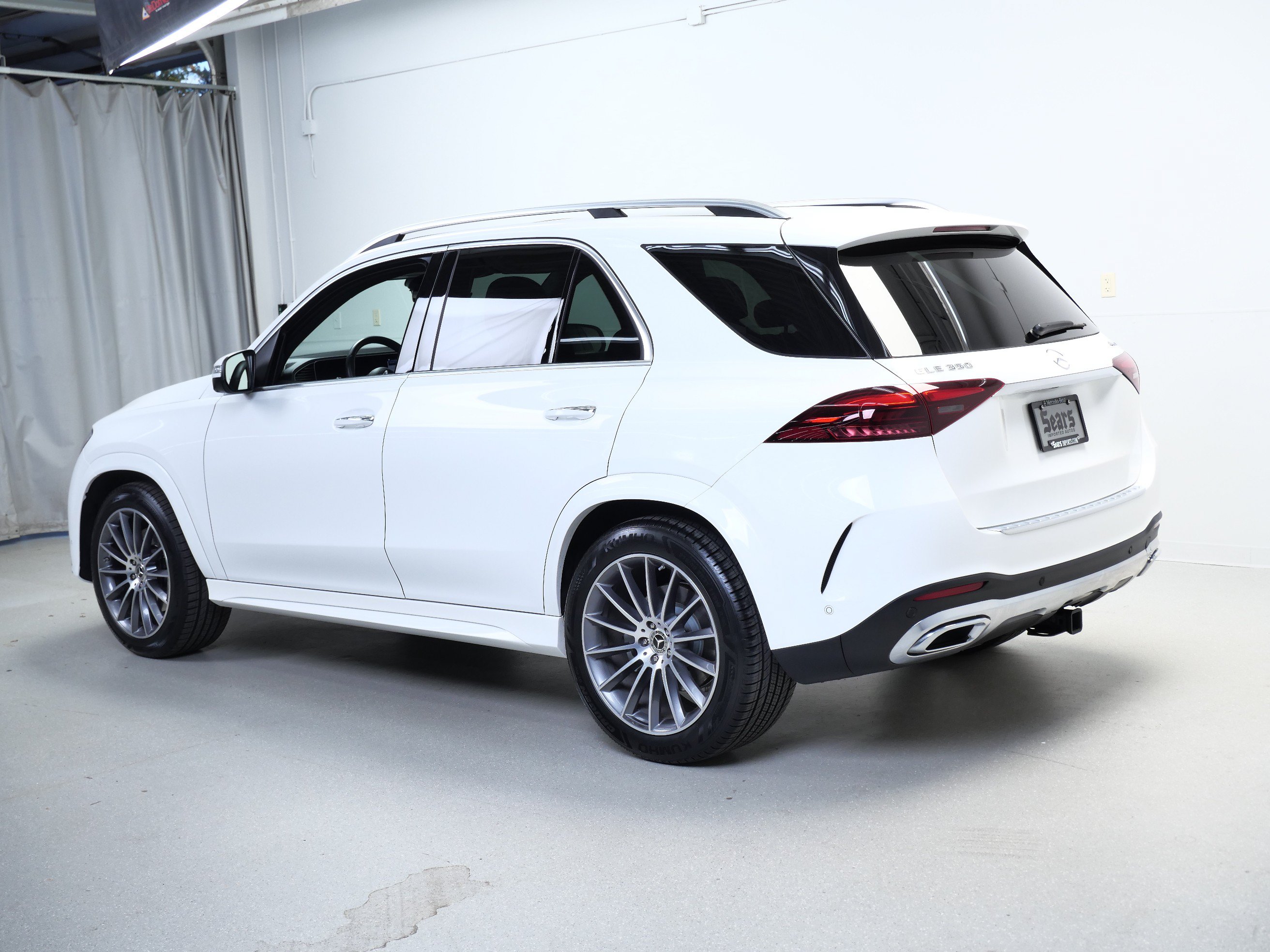 Used 2024 Mercedes-Benz GLE 350 4MATIC image 11