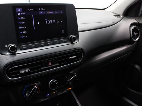Used 2022 Hyundai Kona SE FWD image 29