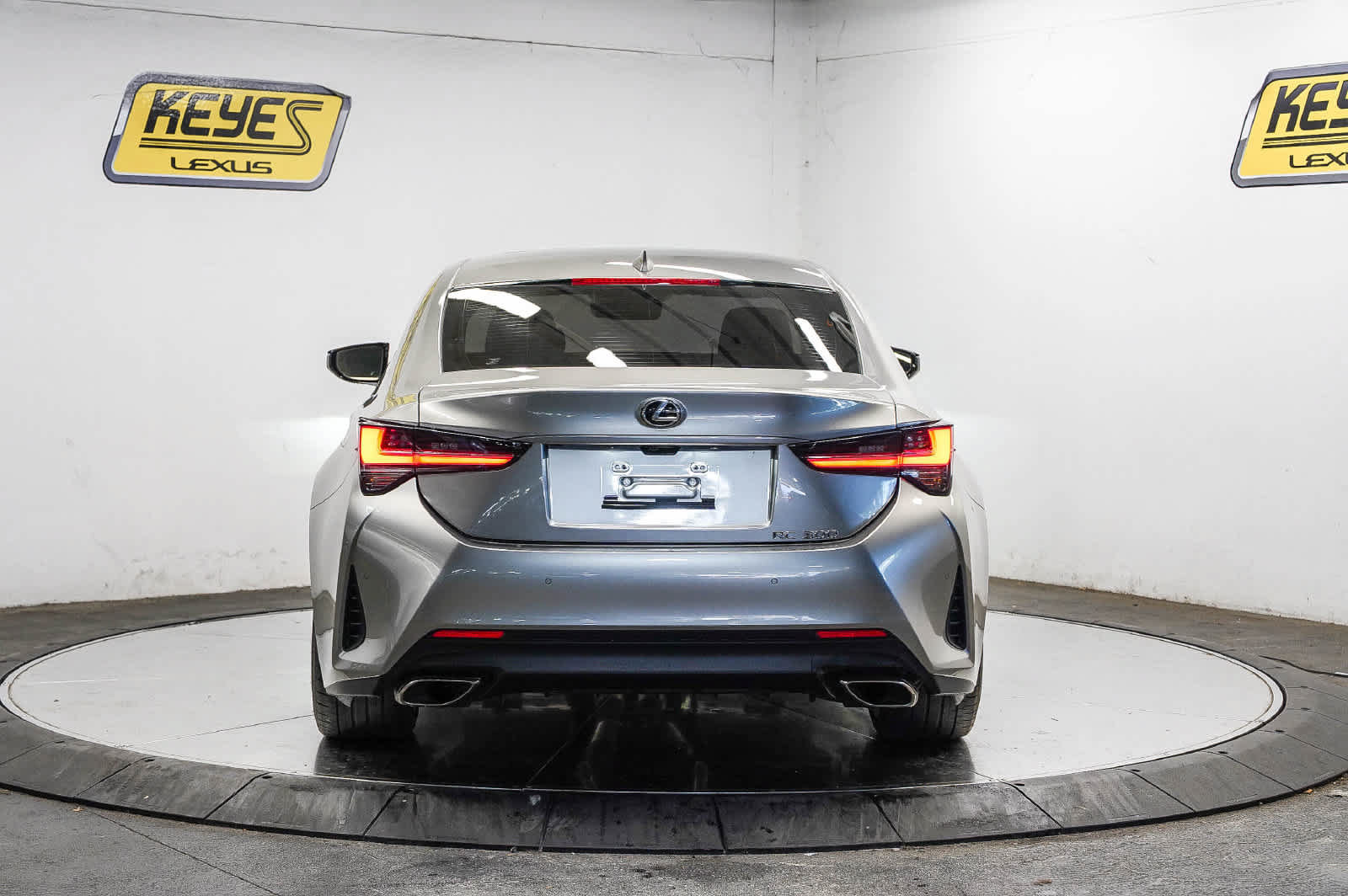 Used 2022 Lexus RC 300 F Sport w/ Navigation Package RWD image 3