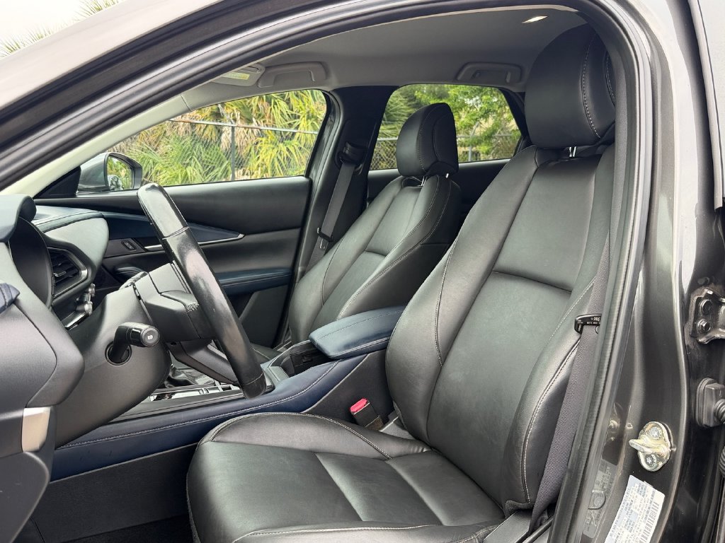 Used 2020 MAZDA CX-30 FWD w/ Select Package image 9