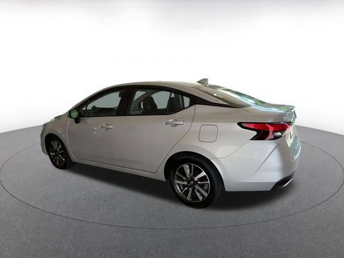 Used 2025 Nissan Versa SV FWD image 9