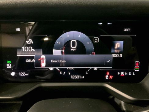 Used 2025 GMC Acadia Elevation image 20