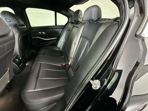 Used 2019 BMW 330i xDrive Sedan w/ Convenience Package image 27