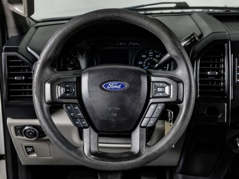 Used 2017 Ford F150 XL w/ Equipment Group 101A Mid RWD image 16