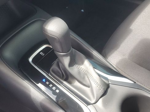 Used 2024 Toyota Corolla LE image 29