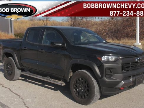 Used 2023 Chevrolet Colorado Trail Boss w/ Technology Package image 1