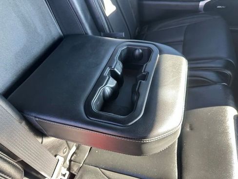 Used 2024 Jeep Wagoneer L Series III w/ Flexible Seating Group image 32