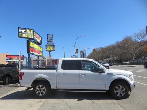 Used 2017 Ford F150 XLT w/ Equipment Group 302A Luxury image 10