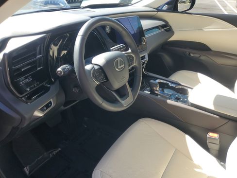 Certified 2024 Lexus RX 350 FWD w/ Technology Package image 16